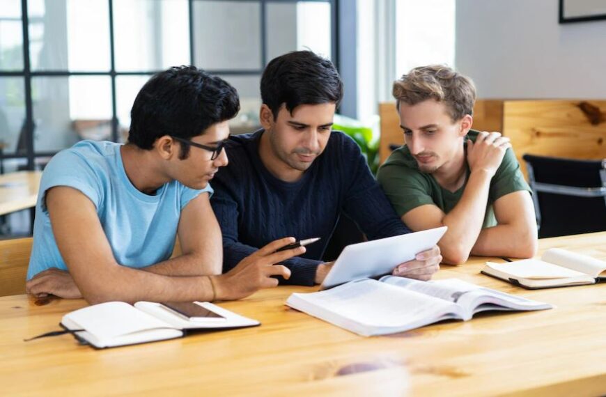 উচ্চ মাধ্যমিক বাংলা প্রশ্ন উত্তর